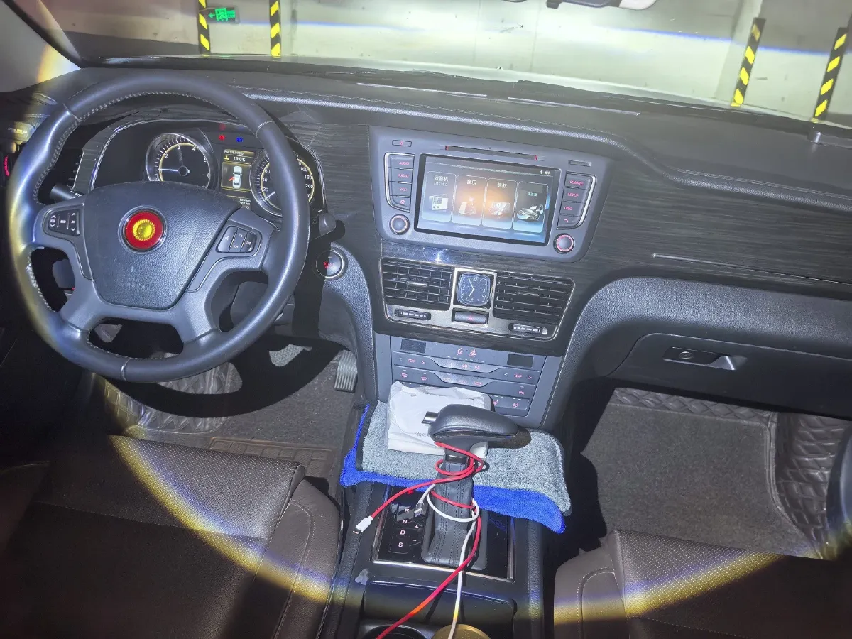 2017 HongQi H7 2.0T 204HP L4 6AT,autocango,china used car exporter,china ev exporter,chinese used car exporter,chinese used ev exporter