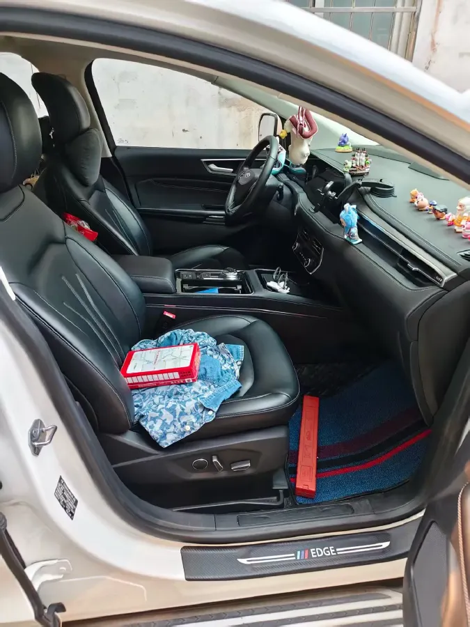 2018 Toyota Camry 2.5L 178HP L4 E-CVT Hybrid,autocango,china used car exporter,china ev exporter,chinese used car exporter,chinese used ev exporter