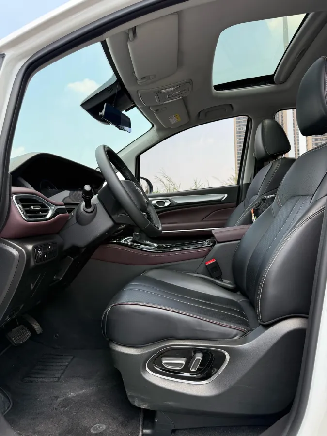 2023 GAC Trumpchi M6 1.5T 177HP L4 7DCT,autocango,china used car exporter,china ev exporter,chinese used car exporter,chinese used ev exporter