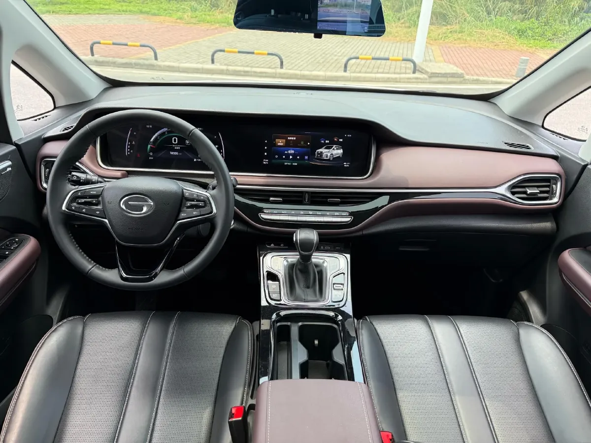 2023 GAC Trumpchi M6 1.5T 177HP L4 7DCT,autocango,china used car exporter,china ev exporter,chinese used car exporter,chinese used ev exporter