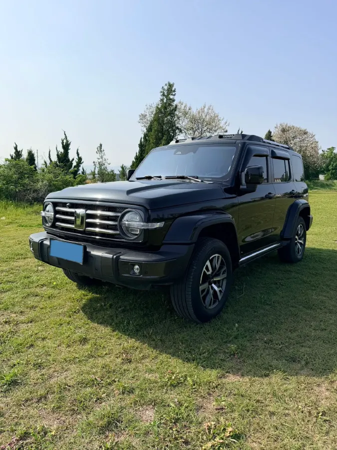 2023 Tank 300 2.0T 227HP L4 8AT,autocango,china used car exporter,china ev exporter,chinese used car exporter,chinese used ev exporter