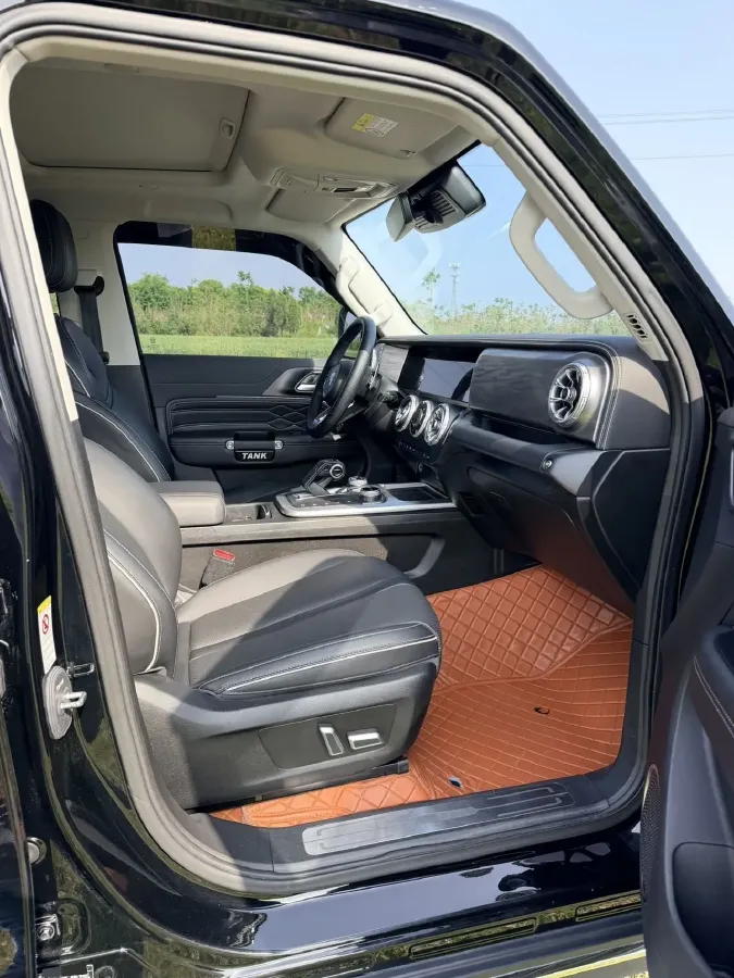 2023 Tank 300 2.0T 227HP L4 8AT,autocango,china used car exporter,china ev exporter,chinese used car exporter,chinese used ev exporter