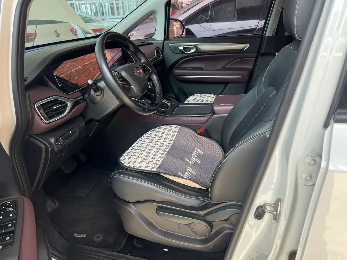 2021 GAC Trumpchi M6 1.5T 169HP L4 7DCT,autocango,china used car exporter,china ev exporter,chinese used car exporter,chinese used ev exporter