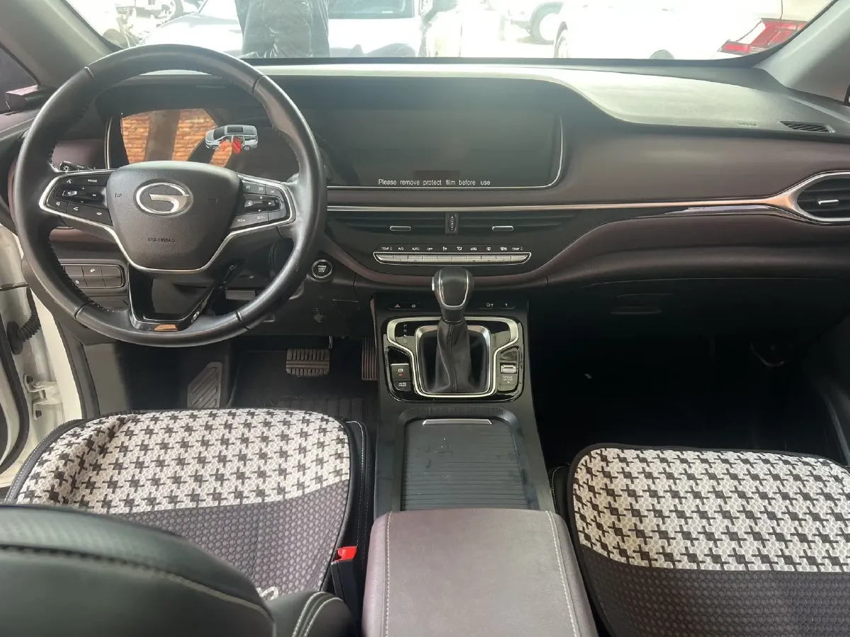 2021 GAC Trumpchi M6 1.5T 169HP L4 7DCT,autocango,china used car exporter,china ev exporter,chinese used car exporter,chinese used ev exporter