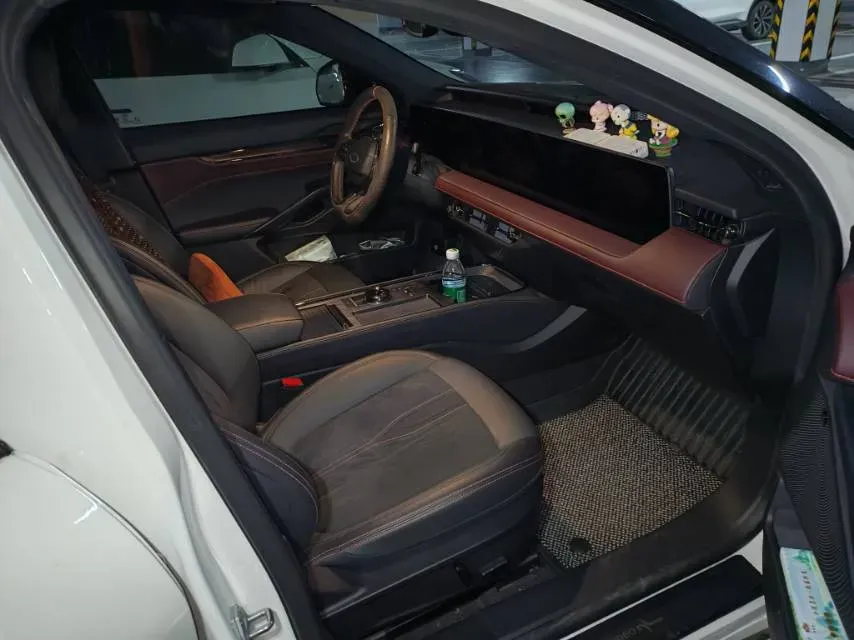 2022 Ford Mondeo 2.0T 238HP L4 8AT,autocango,china used car exporter,china ev exporter,chinese used car exporter,chinese used ev exporter