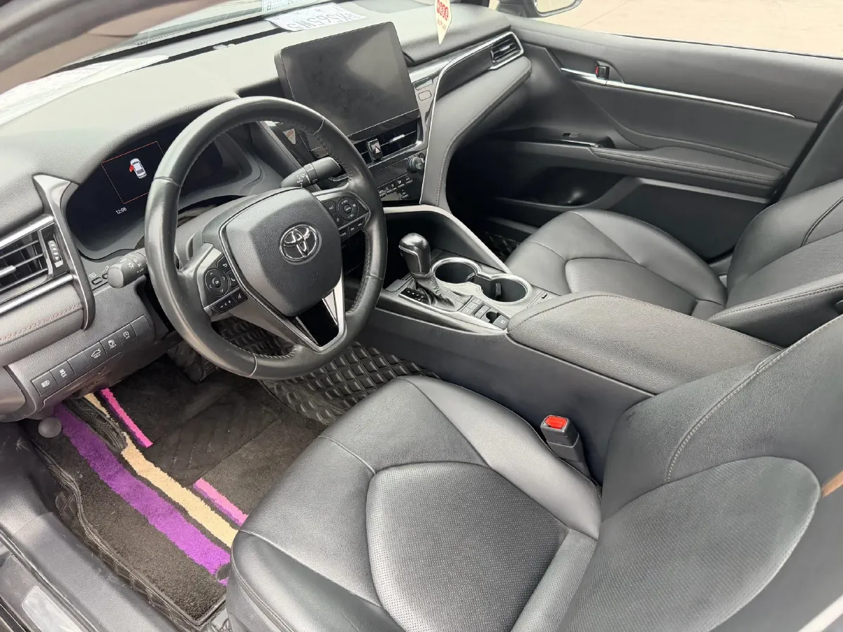 2021 Toyota Camry 2.5L 209HP L4 8AT,autocango,china used car exporter,china ev exporter,chinese used car exporter,chinese used ev exporter