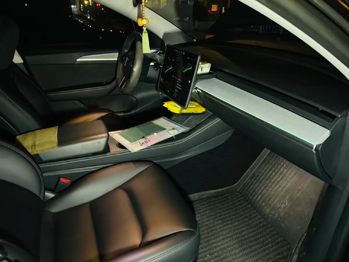 2024 Iveco OuSheng BEV 77.28KWH,autocango,china used car exporter,china ev exporter,chinese used car exporter,chinese used ev exporter