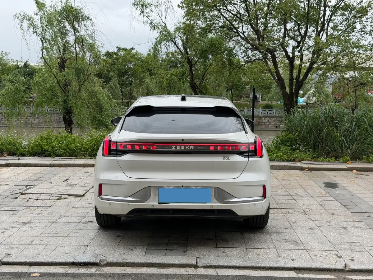 2022 Zeekr 001 BEV 100KWH,autocango,china used car exporter,china ev exporter,chinese used car exporter,chinese used ev exporter