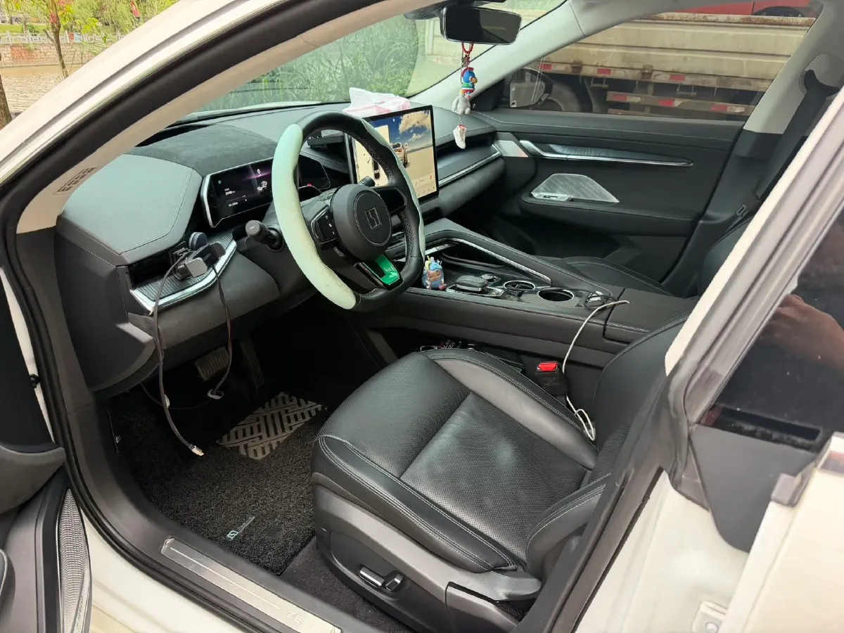 2022 Zeekr 001 BEV 100KWH,autocango,china used car exporter,china ev exporter,chinese used car exporter,chinese used ev exporter