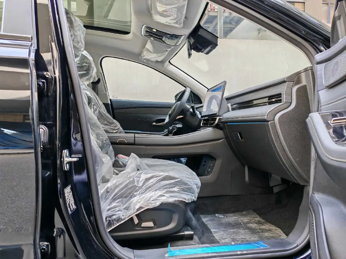 2023 Chery Tiggo 9 2.0T 261HP L4 8AT,autocango,china used car exporter,china ev exporter,chinese used car exporter,chinese used ev exporter