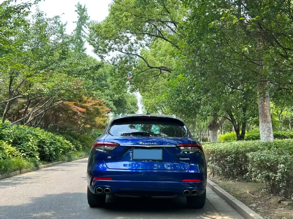 2021 Maserati Levante 3.0T 350HP V6 8AT,autocango,china used car exporter,china ev exporter,chinese used car exporter,chinese used ev exporter