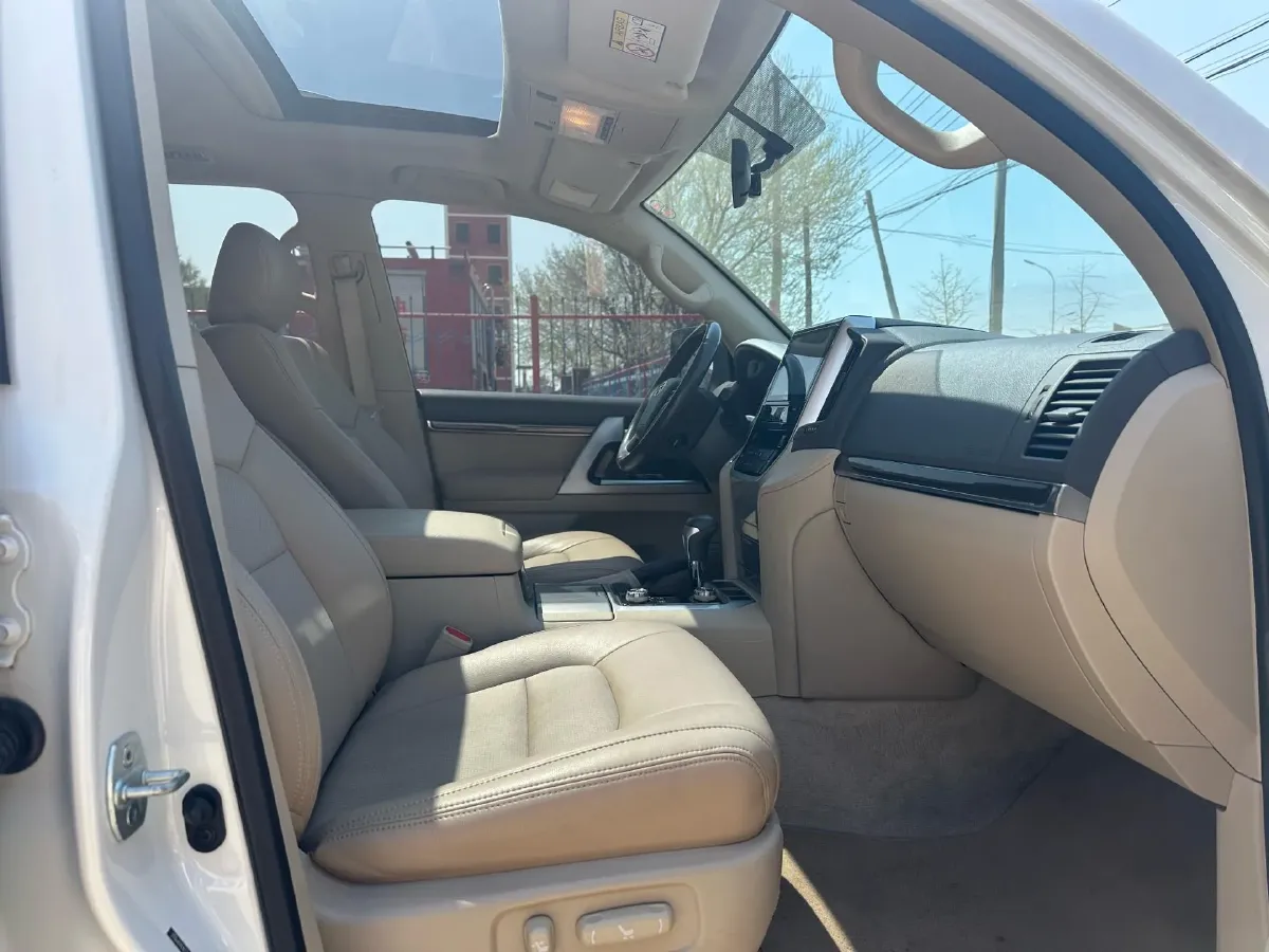 2019 Chevrolet Trax 1.0T 125HP L3 6AT,autocango,china used car exporter,china ev exporter,chinese used car exporter,chinese used ev exporter