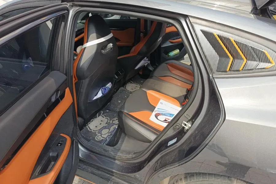 2023 ChangAn UNI-V 1.5T 188HP L4 7DCT,autocango,china used car exporter,china ev exporter,chinese used car exporter,chinese used ev exporter