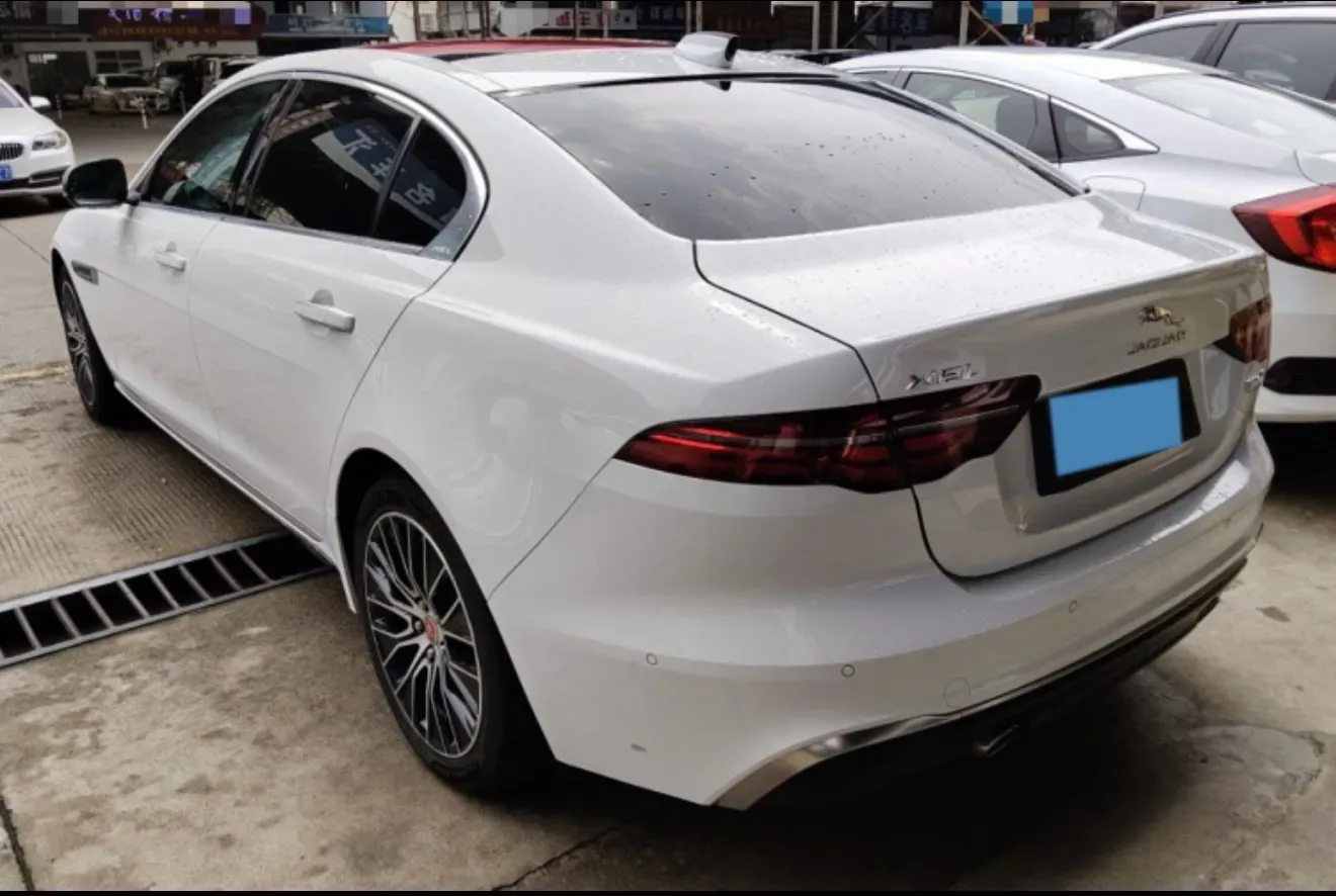 2021 Jaguar XEL 2.0T 250HP L4 8AT,autocango,china used car exporter,china ev exporter,chinese used car exporter,chinese used ev exporter