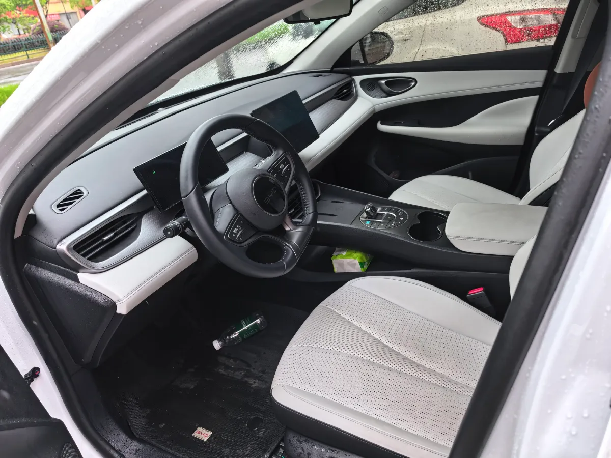 2025 BYD Seal05 DM-i 1.5L 101HP L4 E-CVT PHEV 7.68KWH,autocango,china used car exporter,china ev exporter,chinese used car exporter,chinese used ev exporter