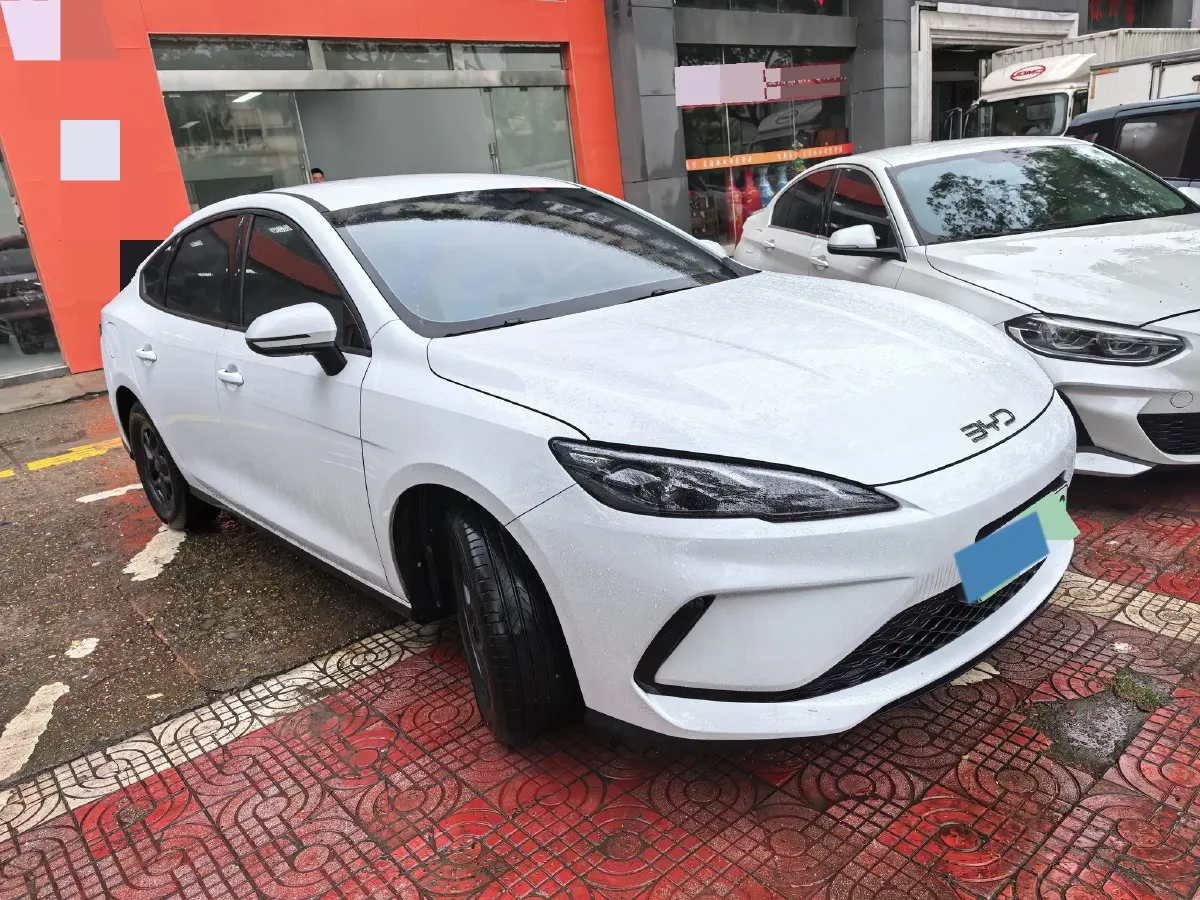 2025 BYD Seal05 DM-i 1.5L 101HP L4 E-CVT PHEV 7.68KWH,autocango,china used car exporter,china ev exporter,chinese used car exporter,chinese used ev exporter