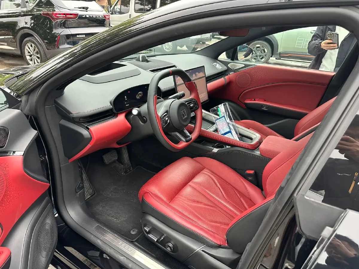 2025 Zeekr 7X BEV 75KWH,autocango,china used car exporter,china ev exporter,chinese used car exporter,chinese used ev exporter