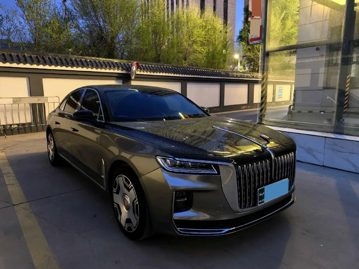 2020 HongQi H9 2.0T 252HP L4 7DCT,autocango,china used car exporter,china ev exporter,chinese used car exporter,chinese used ev exporter