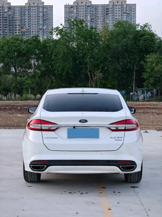 2017 Ford Mondeo 2.0T 204HP L4 6AT,autocango,china used car exporter,china ev exporter,chinese used car exporter,chinese used ev exporter