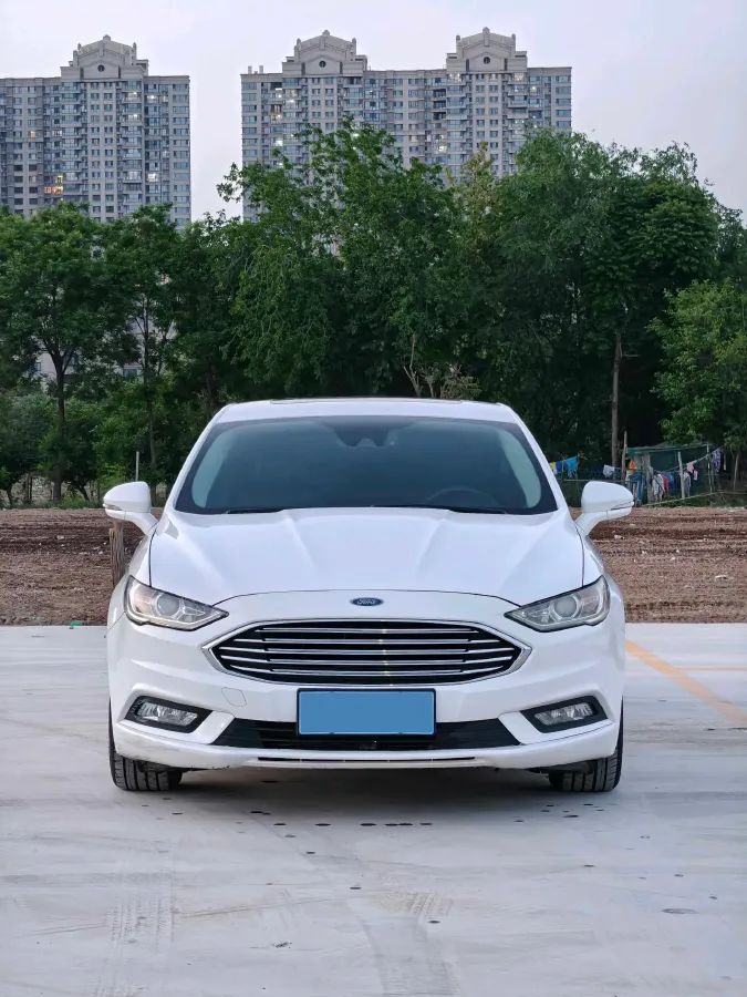 2017 Ford Mondeo 2.0T 204HP L4 6AT,autocango,china used car exporter,china ev exporter,chinese used car exporter,chinese used ev exporter
