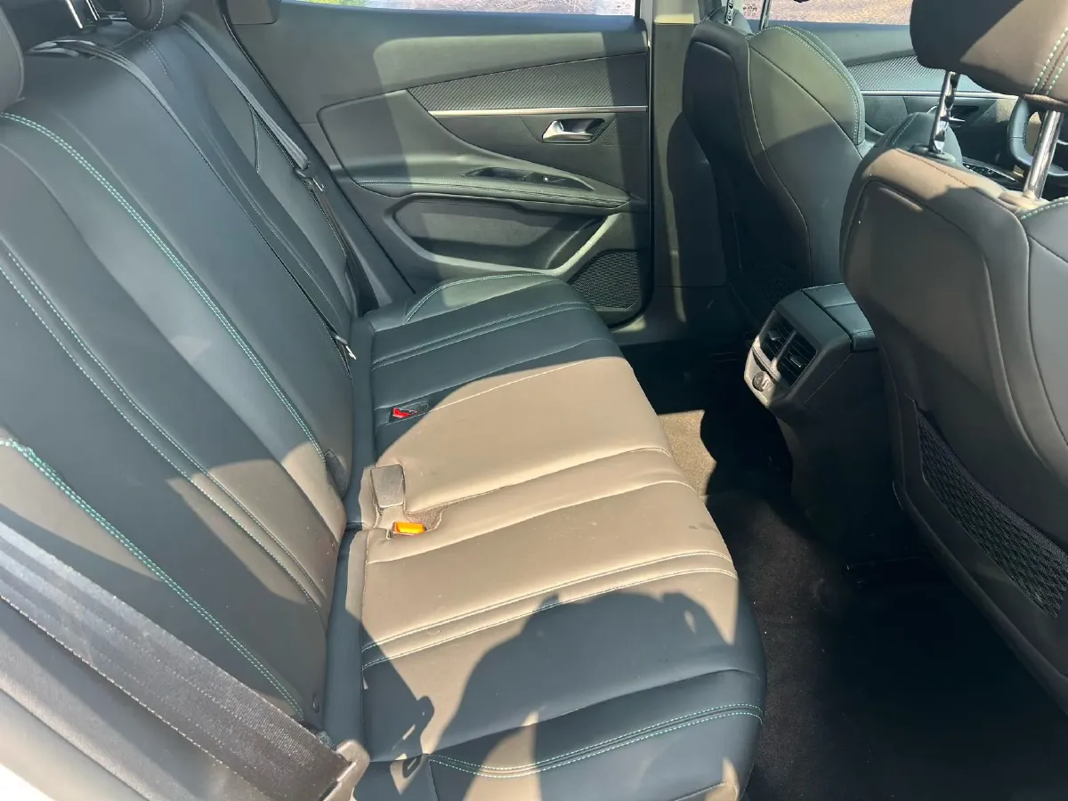 2019 Peugeot 508 1.8T 211HP L4 8AT,autocango,china used car exporter,china ev exporter,chinese used car exporter,chinese used ev exporter