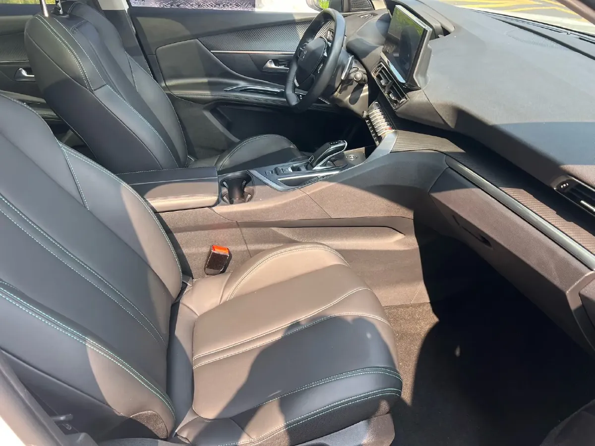 2019 Peugeot 508 1.8T 211HP L4 8AT,autocango,china used car exporter,china ev exporter,chinese used car exporter,chinese used ev exporter