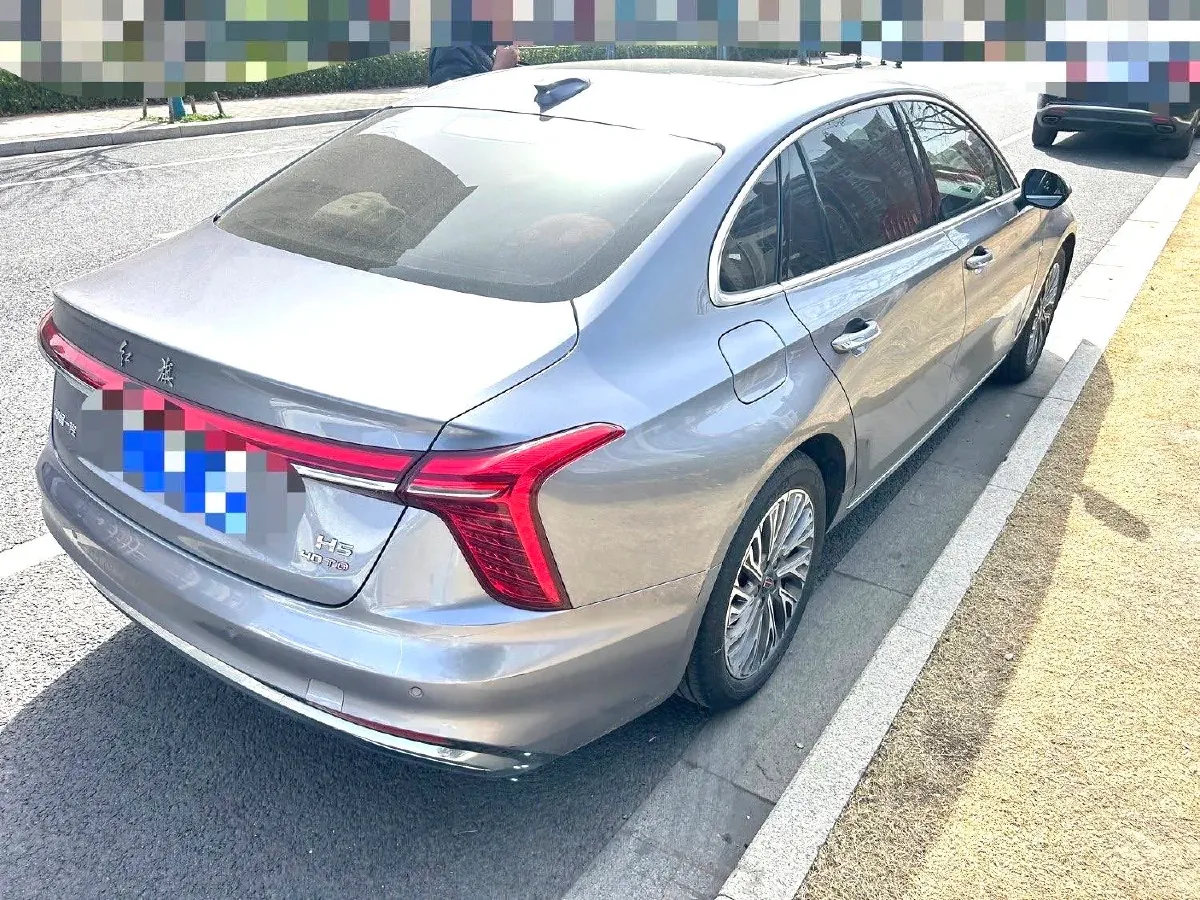 2023 HongQi H5 2.0T 224HP L4 8AT,autocango,china used car exporter,china ev exporter,chinese used car exporter,chinese used ev exporter
