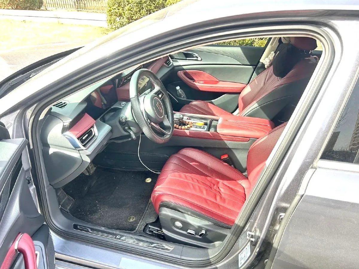 2023 HongQi H5 2.0T 224HP L4 8AT,autocango,china used car exporter,china ev exporter,chinese used car exporter,chinese used ev exporter