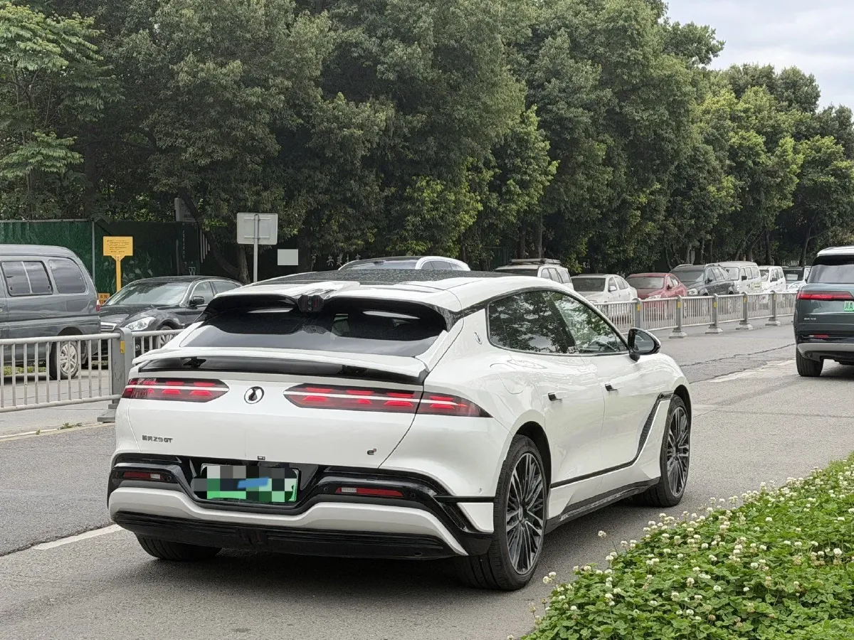 2024 Denza DenzaZ9GT 2.0T 207HP L4 E-CVT PHEV 38.5KWH,autocango,china used car exporter,china ev exporter,chinese used car exporter,chinese used ev exporter