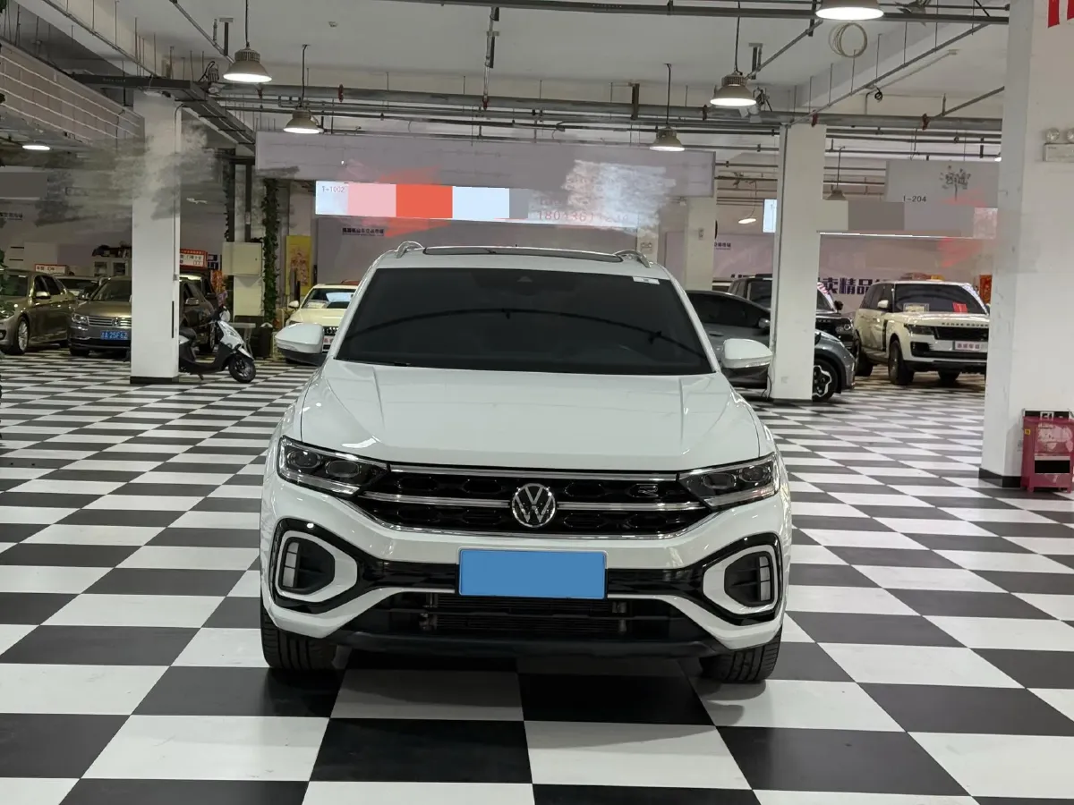 2025 Volkswagen T-Roc 1.5T 160HP L4 7DCT,autocango,china used car exporter,china ev exporter,chinese used car exporter,chinese used ev exporter