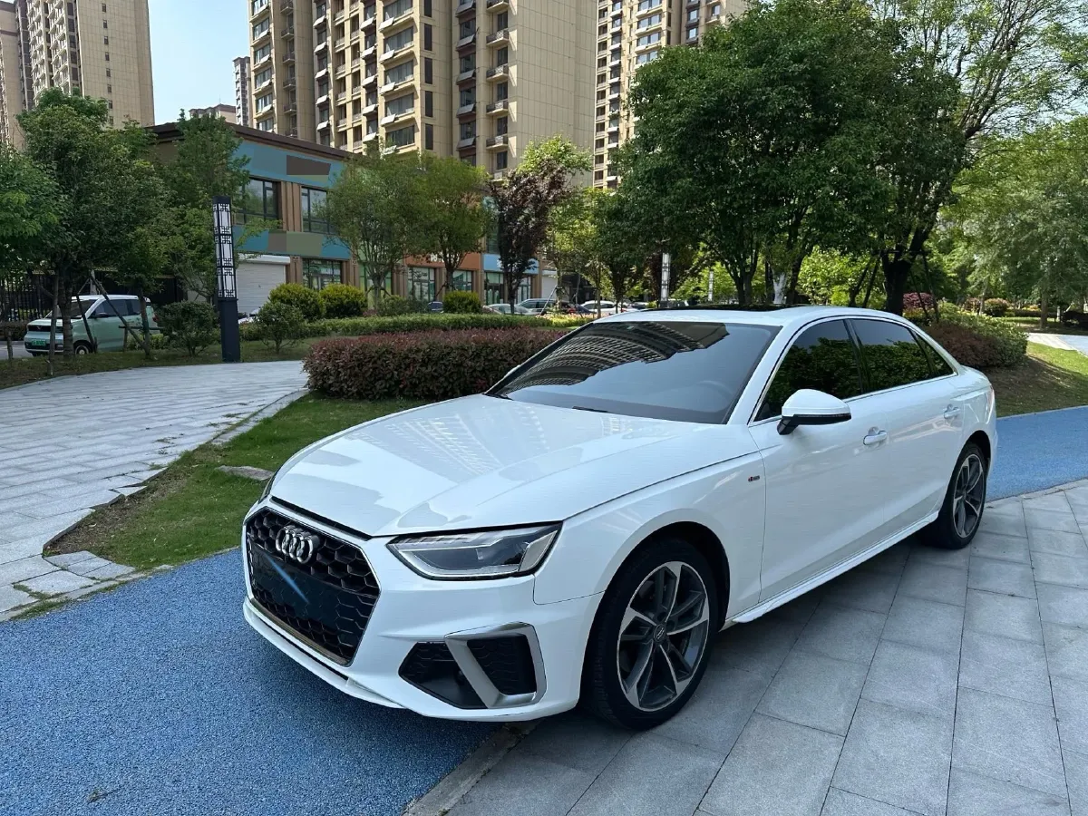 2020 Audi A4L 2.0T 190HP L4 7DCT,autocango,china used car exporter,china ev exporter,chinese used car exporter,chinese used ev exporter