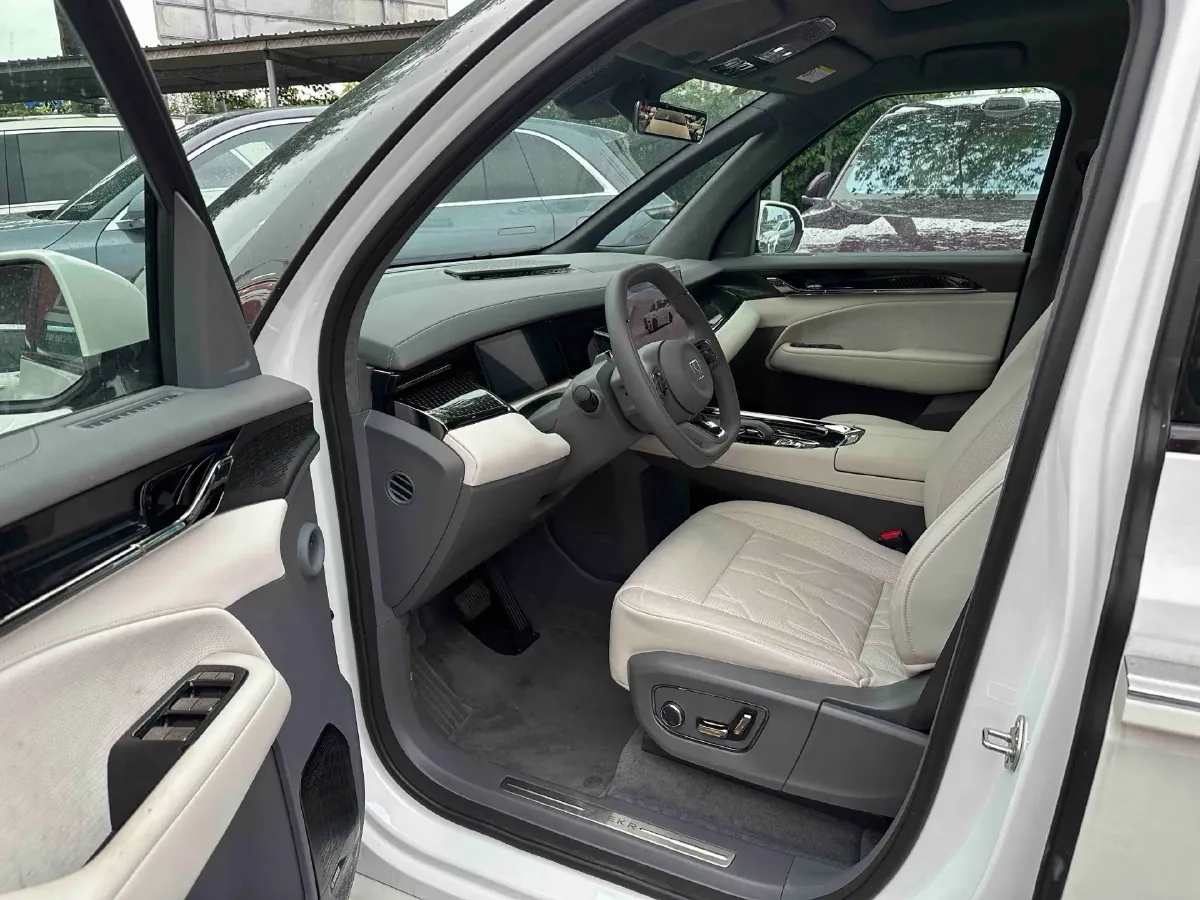 2024 Zeekr 009 BEV 108KWH,autocango,china used car exporter,china ev exporter,chinese used car exporter,chinese used ev exporter