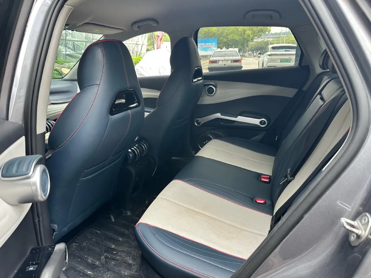 2022 Hycan Z03 BEV 64.23KWH,autocango,china used car exporter,china ev exporter,chinese used car exporter,chinese used ev exporter