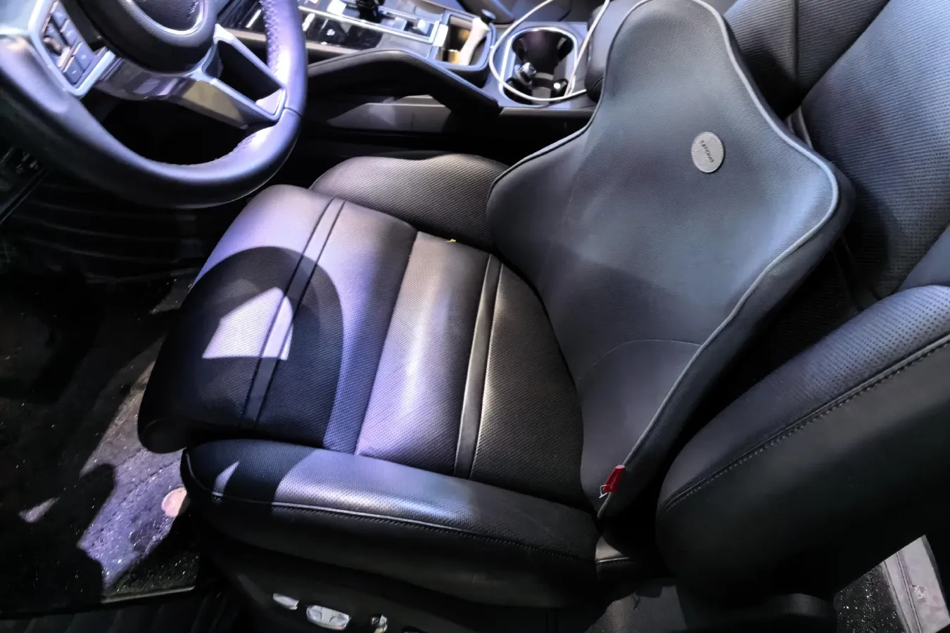 2019 Porsche Cayenne 3.0T 340HP V6 8AT,autocango,china used car exporter,china ev exporter,chinese used car exporter,chinese used ev exporter