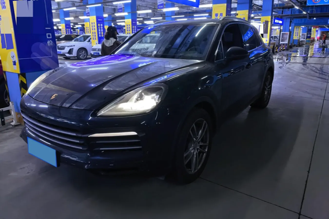 2019 Porsche Cayenne 3.0T 340HP V6 8AT,autocango,china used car exporter,china ev exporter,chinese used car exporter,chinese used ev exporter