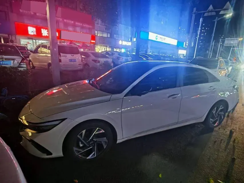 2023 Hyundai Elantra 1.5L 115HP L4 CVT,autocango,china used car exporter,china ev exporter,chinese used car exporter,chinese used ev exporter