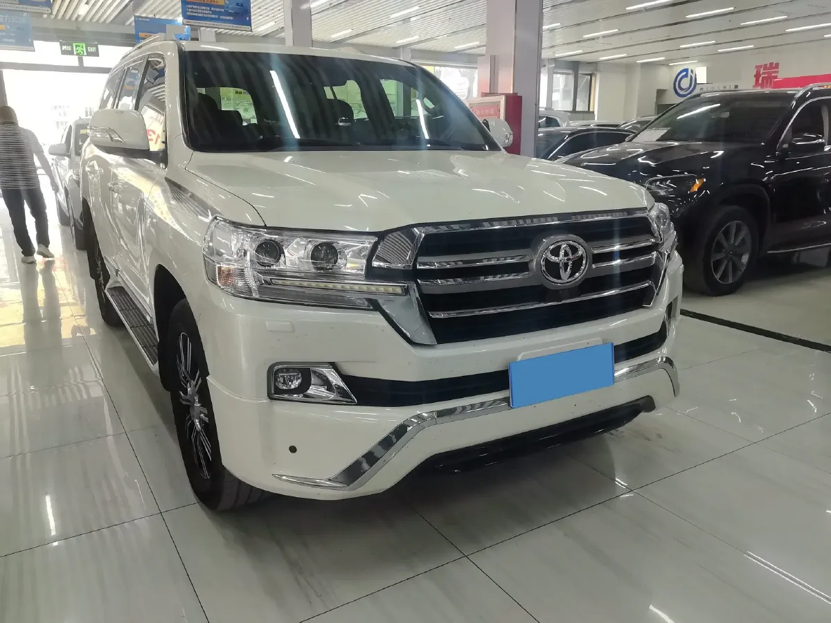 2019 Chevrolet Trax 1.0T 125HP L3 6AT,autocango,china used car exporter,china ev exporter,chinese used car exporter,chinese used ev exporter