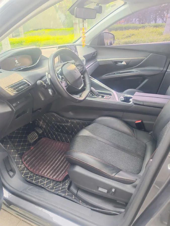 2017 Peugeot 5008 1.6T 167HP L4 6AT,autocango,china used car exporter,china ev exporter,chinese used car exporter,chinese used ev exporter