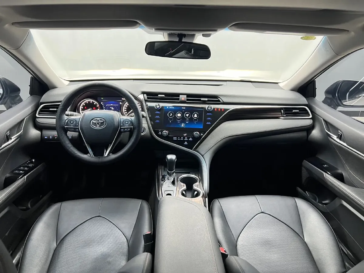 2021 Toyota Camry 2.0L 178HP L4 CVT,autocango,china used car exporter,china ev exporter,chinese used car exporter,chinese used ev exporter