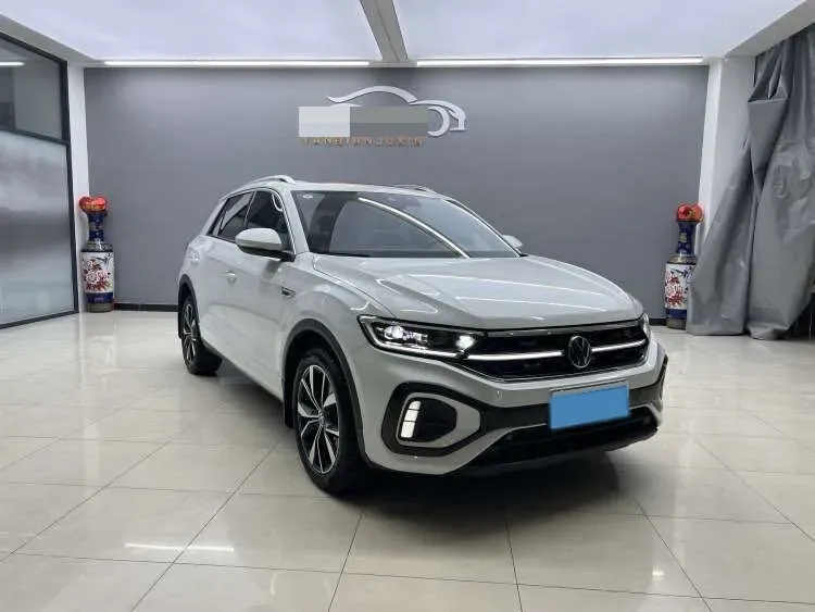 2023 Volkswagen T-Roc 1.5T 160HP L4 7DCT,autocango,china used car exporter,china ev exporter,chinese used car exporter,chinese used ev exporter