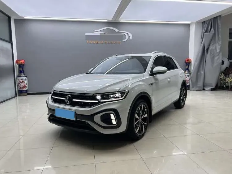 2023 Volkswagen T-Roc 1.5T 160HP L4 7DCT,autocango,china used car exporter,china ev exporter,chinese used car exporter,chinese used ev exporter
