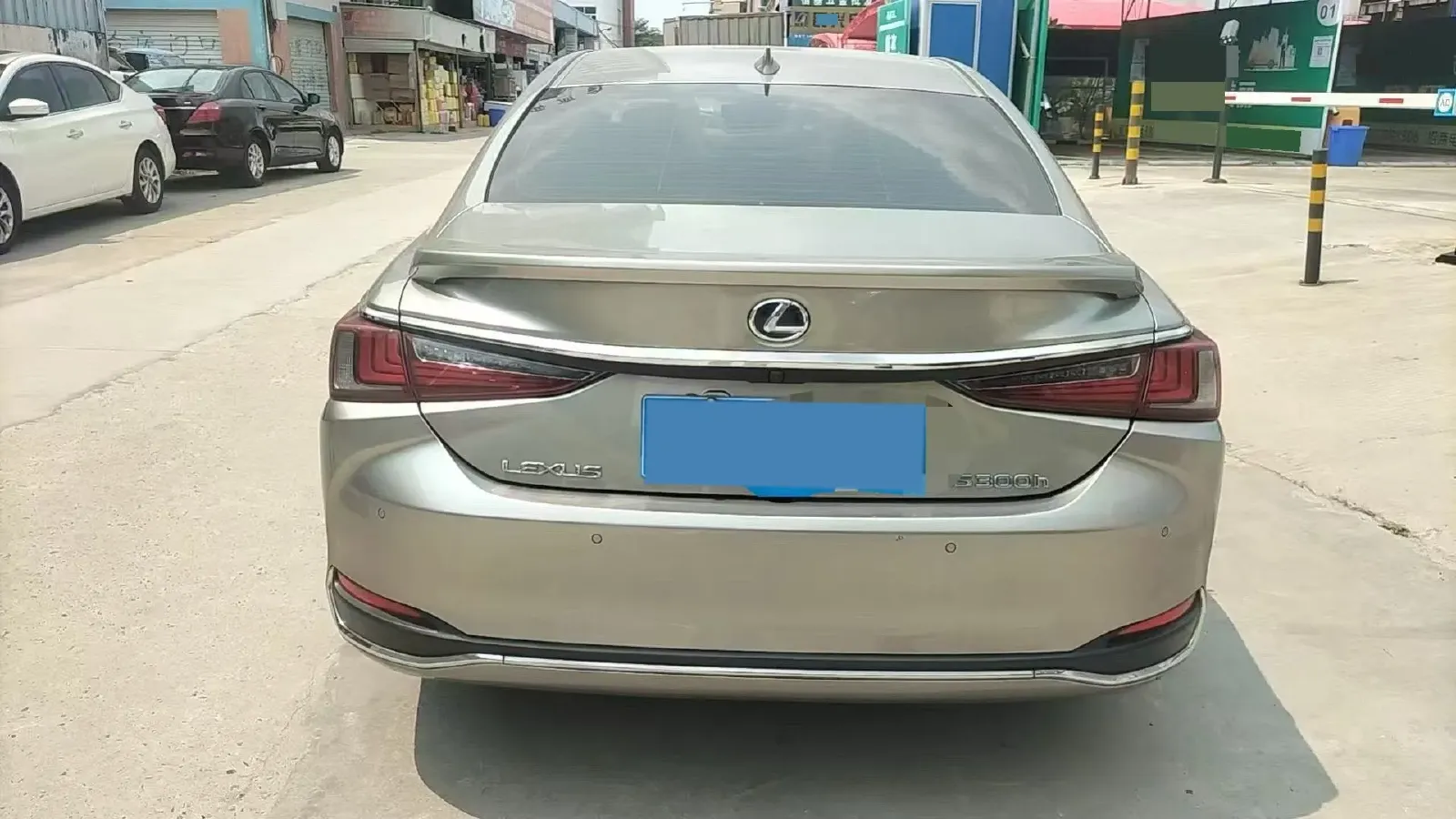 2020 Lexus ES 2.5L 178HP L4 E-CVT Hybrid,autocango,china used car exporter,china ev exporter,chinese used car exporter,chinese used ev exporter