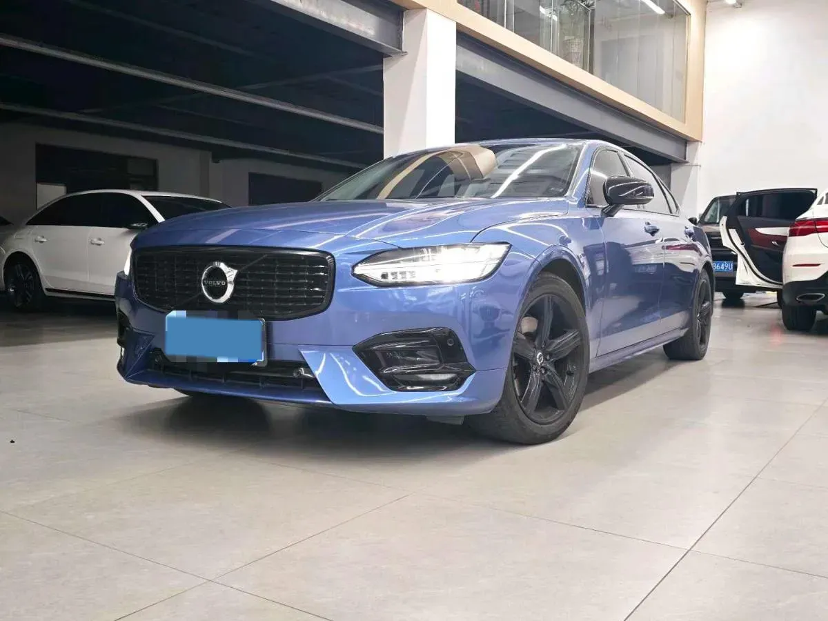2020 Volvo S90 2.0T 254HP L4 8AT,autocango,china used car exporter,china ev exporter,chinese used car exporter,chinese used ev exporter