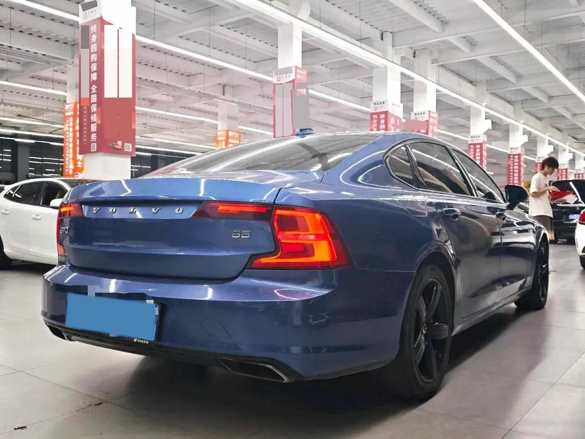 2020 Volvo S90 2.0T 254HP L4 8AT,autocango,china used car exporter,china ev exporter,chinese used car exporter,chinese used ev exporter