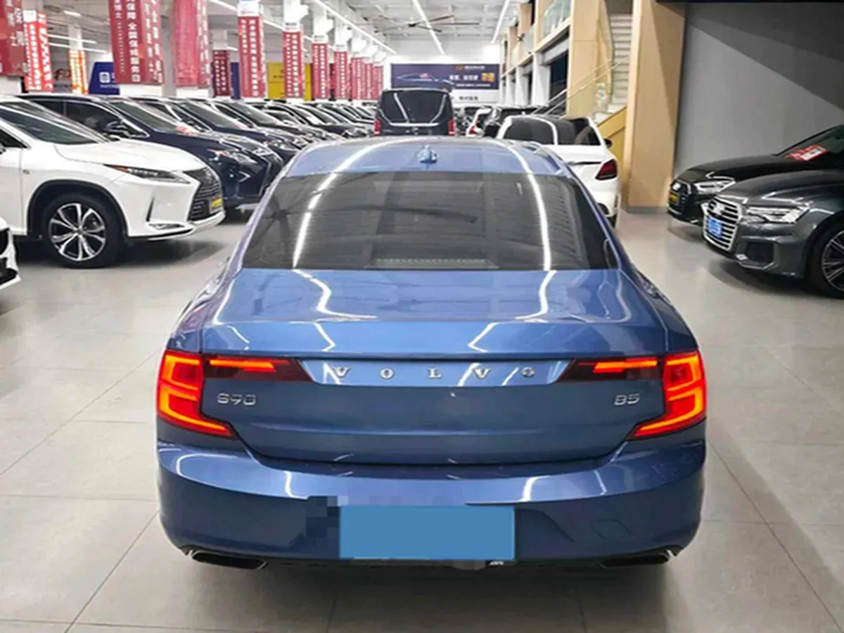 2020 Volvo S90 2.0T 254HP L4 8AT,autocango,china used car exporter,china ev exporter,chinese used car exporter,chinese used ev exporter
