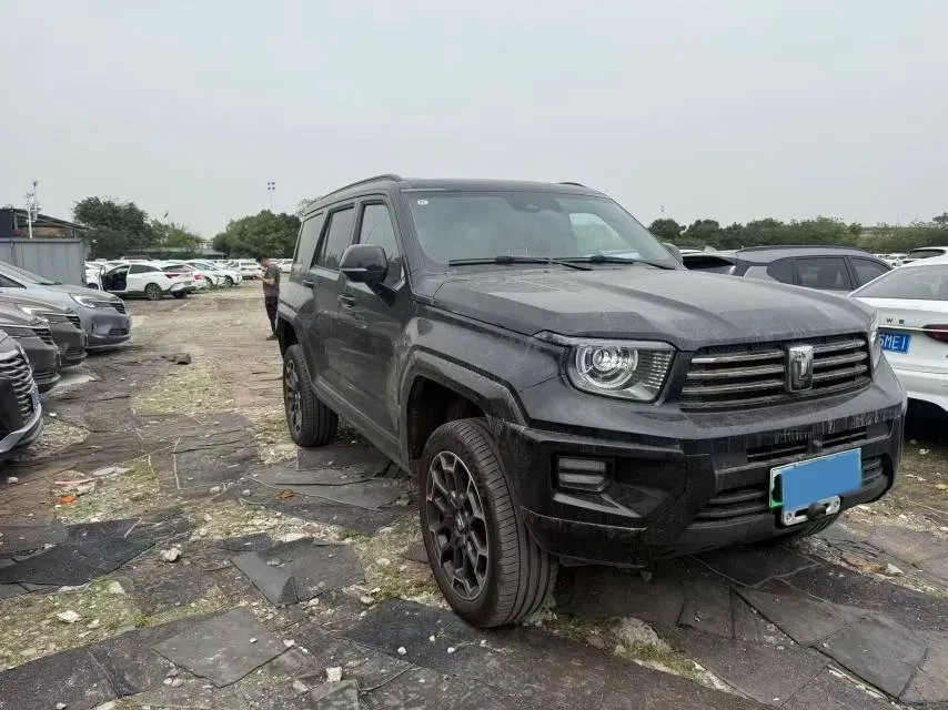 2024 Tank 700 3.0T 360HP V6 9AT PHEV 37.1KWH,autocango,china used car exporter,china ev exporter,chinese used car exporter,chinese used ev exporter