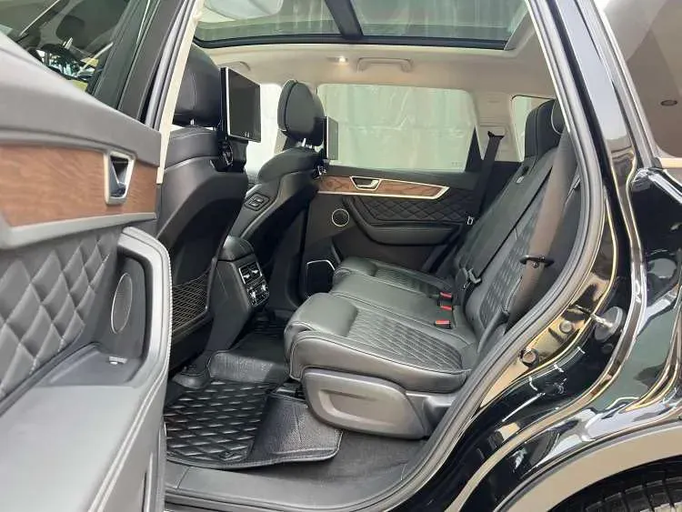 2022 HongQi HS7 3.0T 337HP V6 8AT,autocango,china used car exporter,china ev exporter,chinese used car exporter,chinese used ev exporter