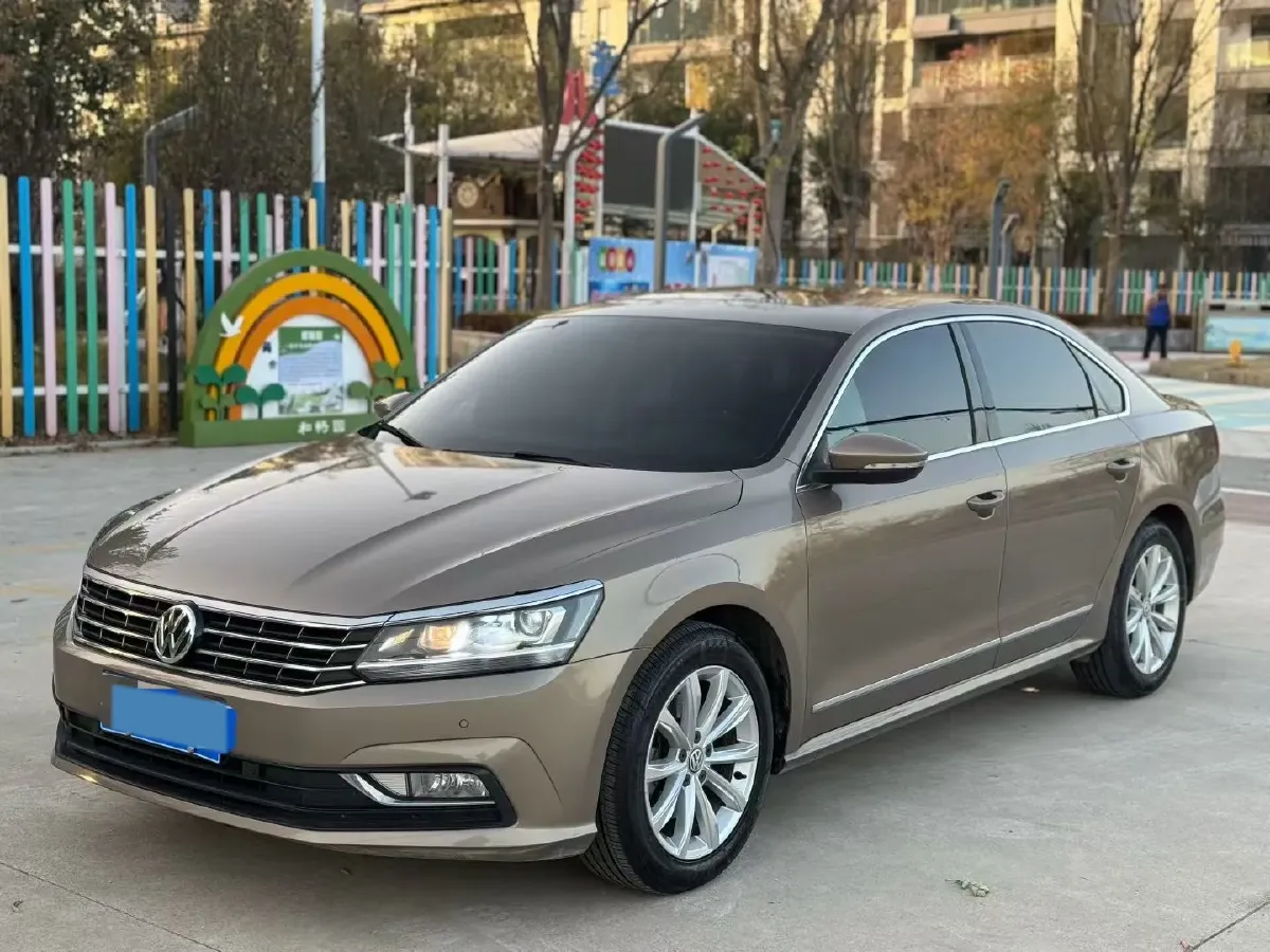 2017 Volkswagen Passat 1.8T 180HP L4 7DCT,autocango,china used car exporter,china ev exporter,chinese used car exporter,chinese used ev exporter