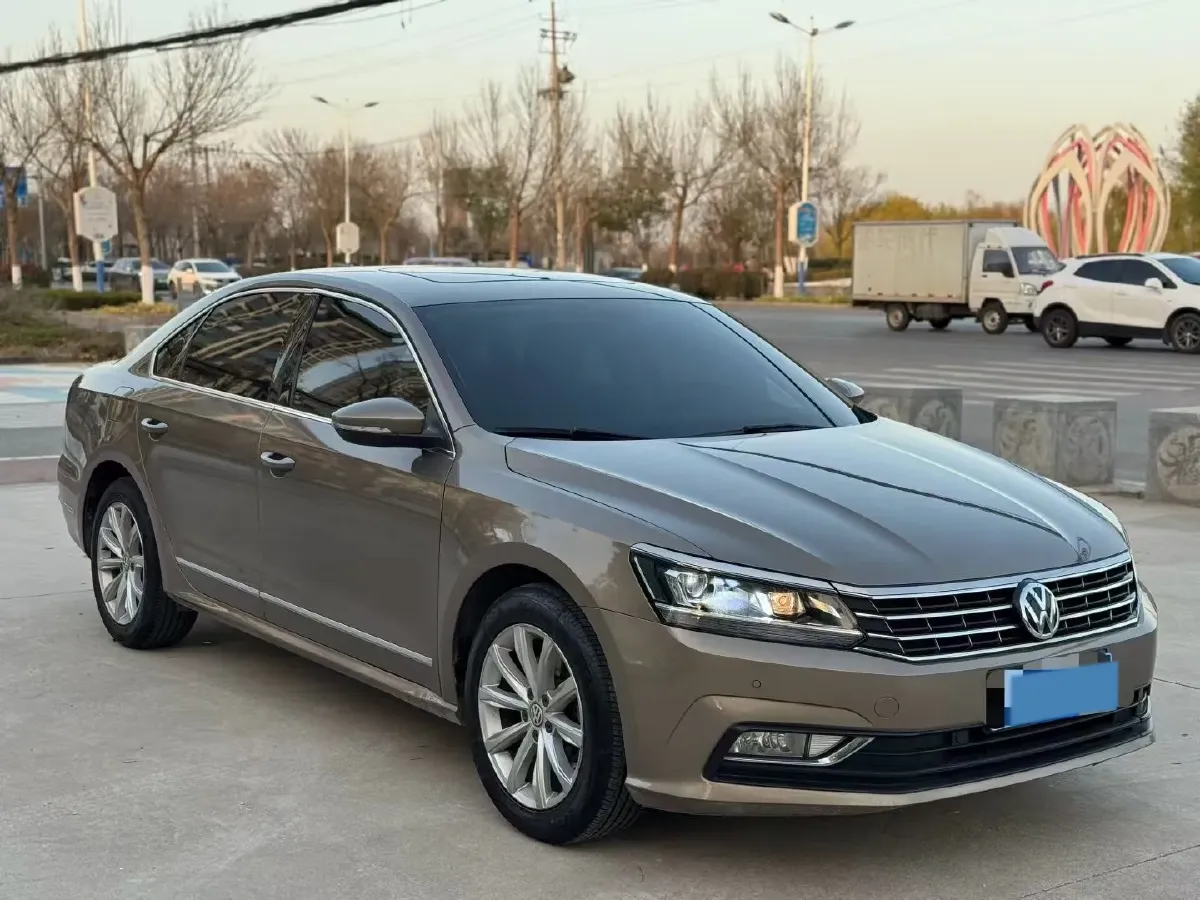 2017 Volkswagen Passat 1.8T 180HP L4 7DCT,autocango,china used car exporter,china ev exporter,chinese used car exporter,chinese used ev exporter