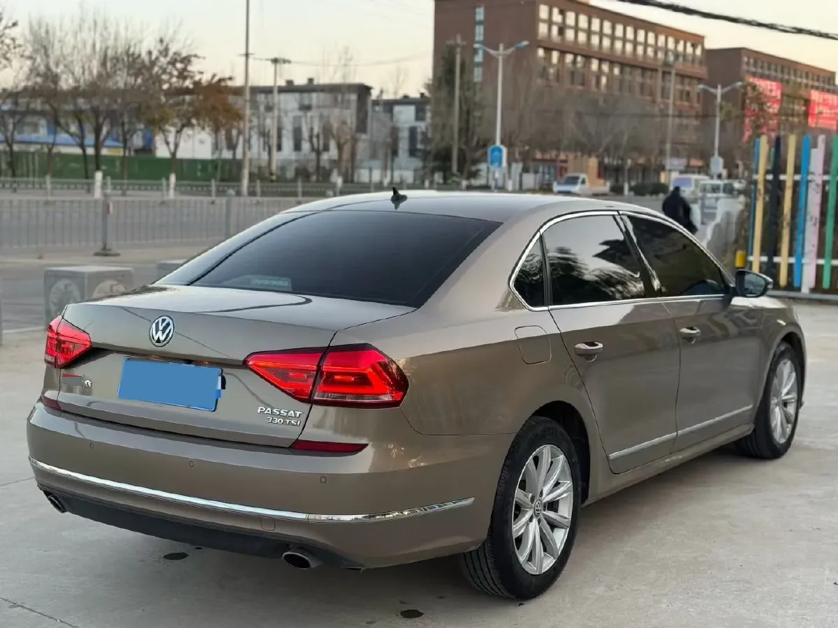 2017 Volkswagen Passat 1.8T 180HP L4 7DCT,autocango,china used car exporter,china ev exporter,chinese used car exporter,chinese used ev exporter
